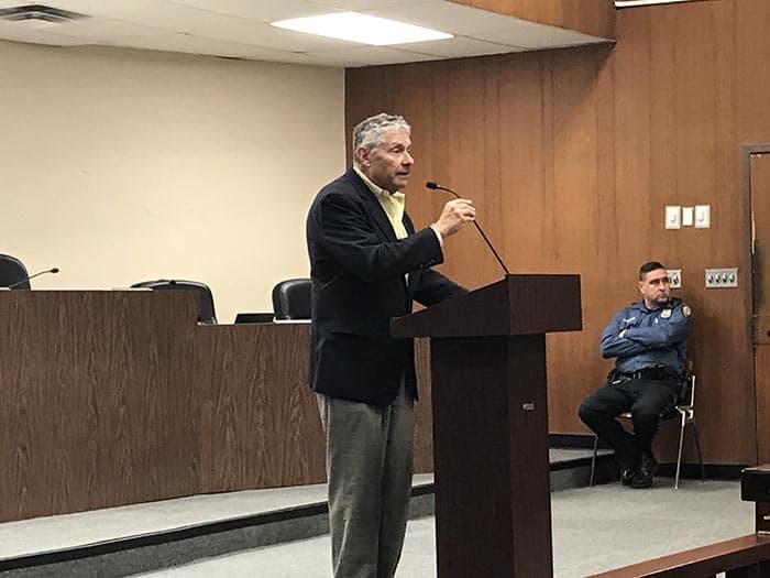 Sen. Robert Singer (R-30) was the first speaker. (Photo by Chris Lundy)