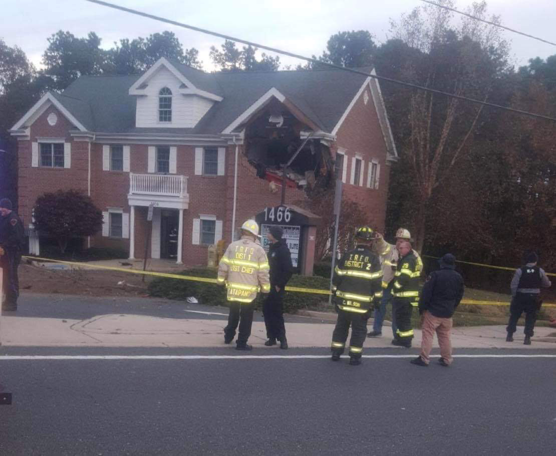 Two Dead After Car Crashes Into Second Floor Of Building | Jersey Shore Online1110 x 909