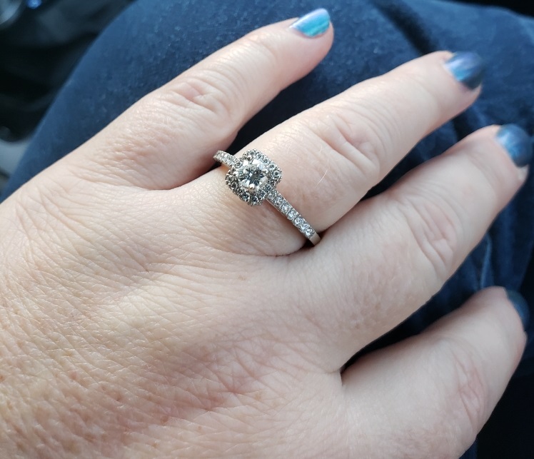 Newly Engaged Couple Seeks Lost Ring Jersey Shore Online