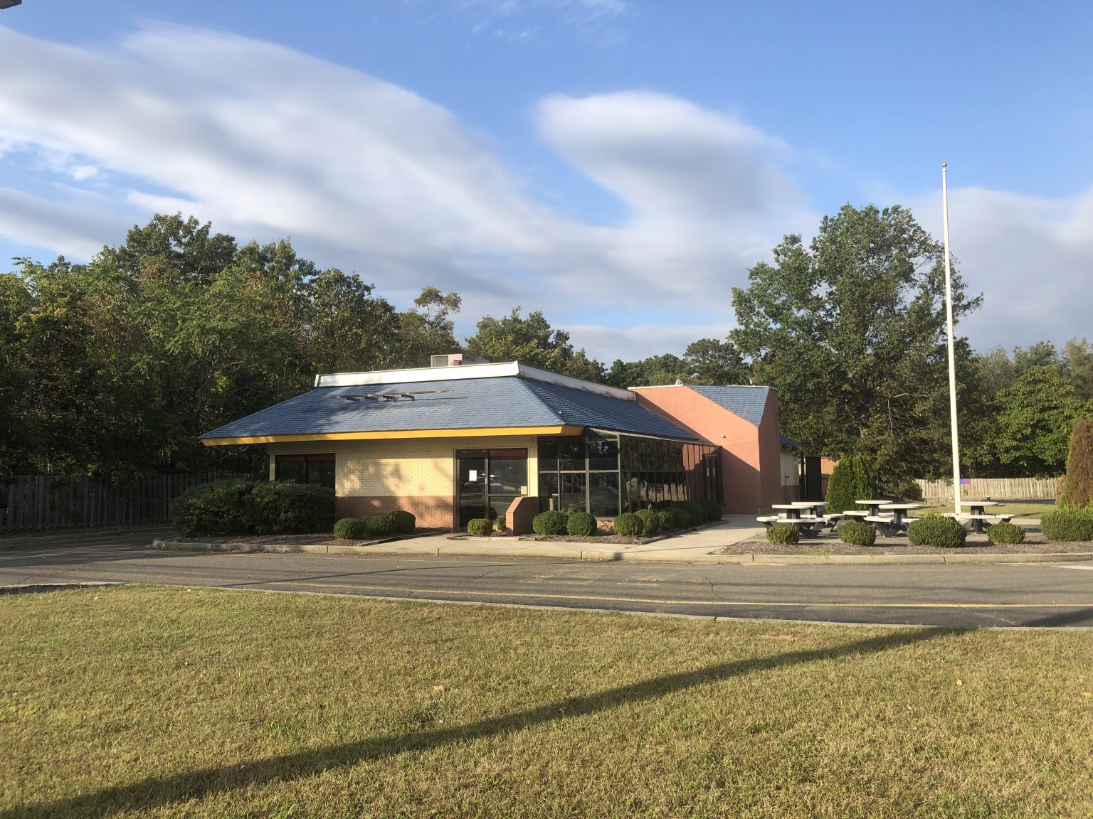 Burger King Closes In Lakehurst Locals Take To Social Media Jersey 