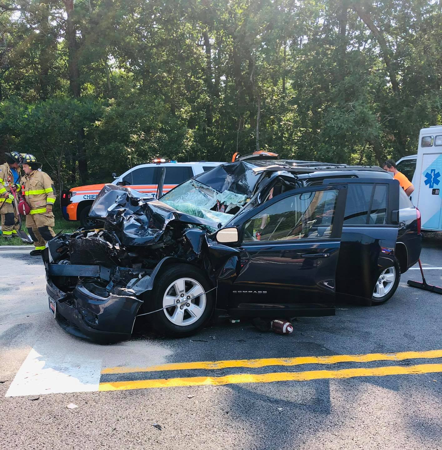 Children Injured After SUV Crashes Into Truck - Jersey Shore Online