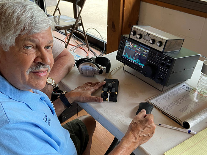 p-HOWELL-radio-Photo-1