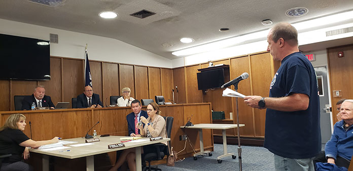 2-firefighters-Donner