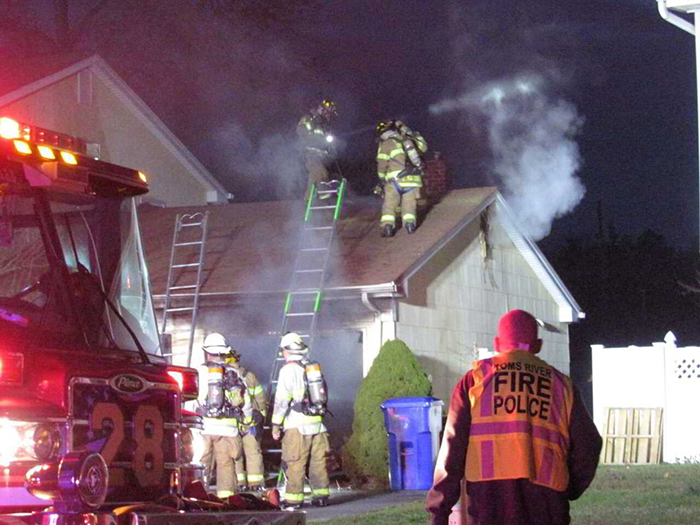 Fire Toms River Nj _ Multiple families displaced in fire at Silver ...