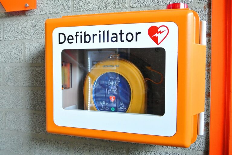 Town Restaurants To Have Defibrillators
