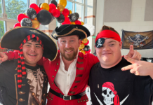 Pirates Gather At Reunion Dance