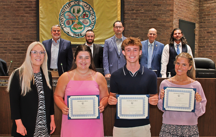 2-Scholarship-recipients