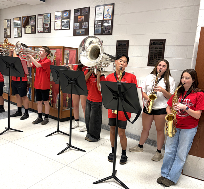 JTHS-Band-rehearsal