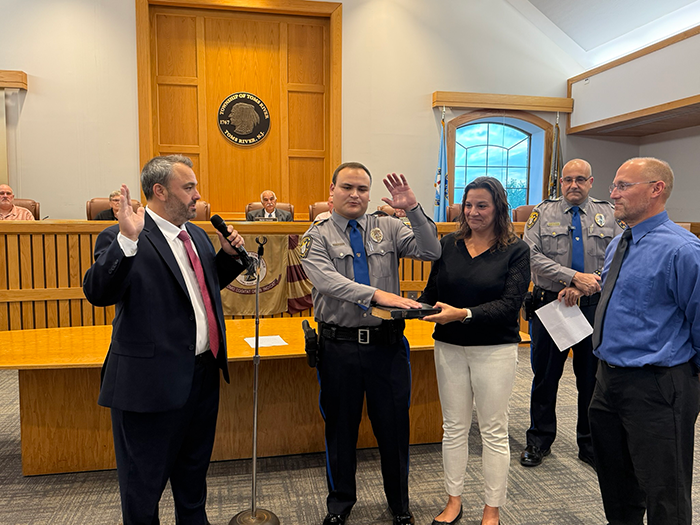 Toms River Welcomes Eight New Police Officers